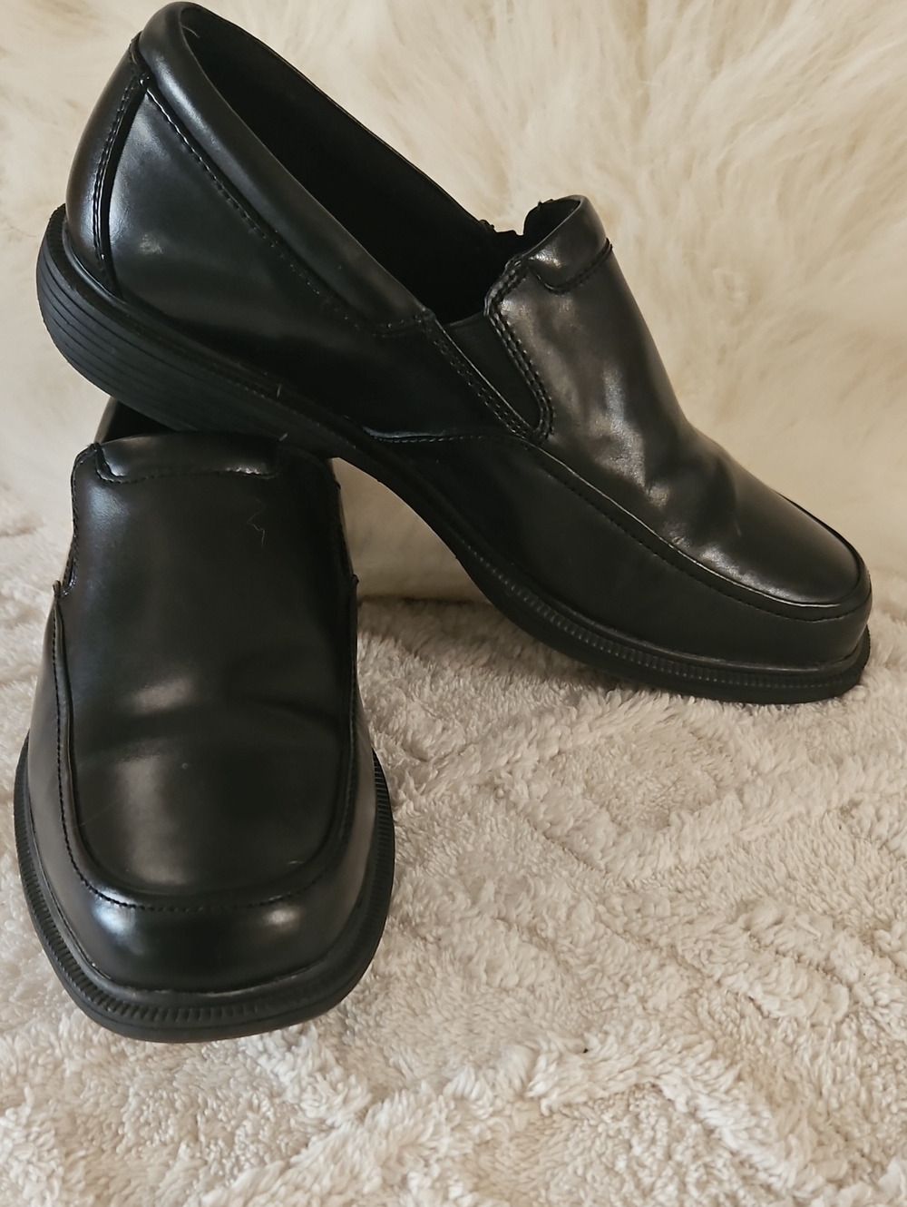 Nunn Bush Black Leather Slip-On Loafers